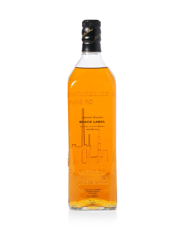 Johnnie Walker Black Label 12 Year Old - 75 Years of Barnsley 1L